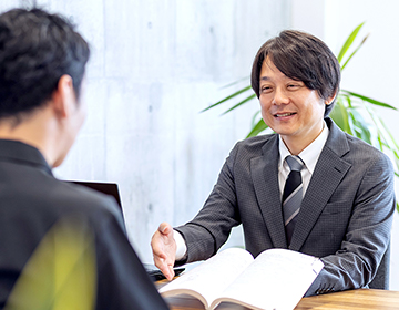 販売活動と購入希望者対応